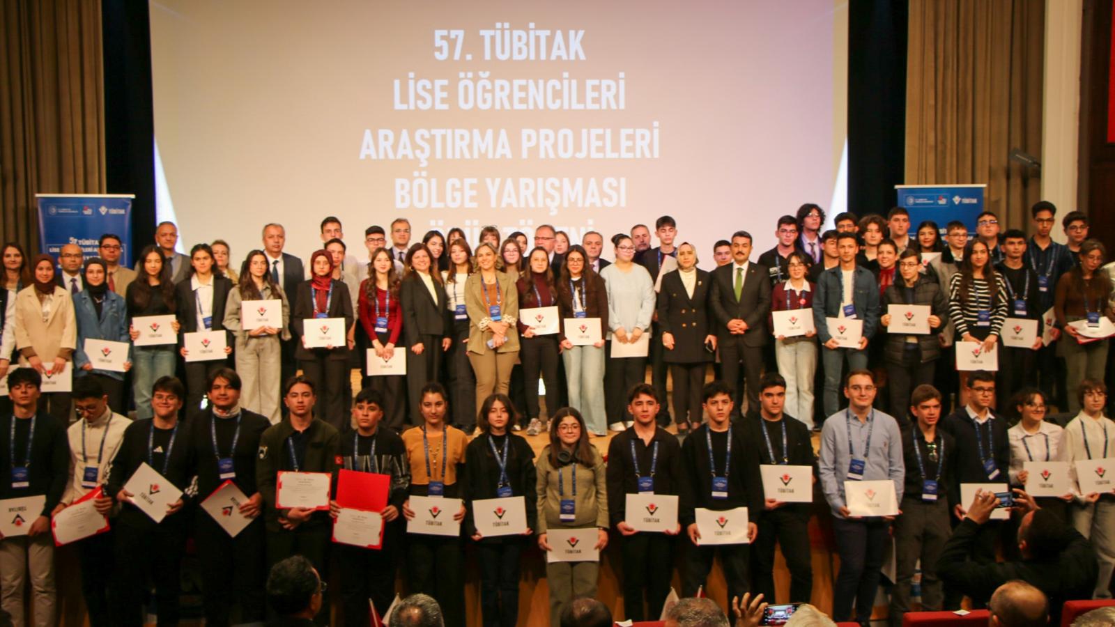 Nevşehir Özel Kardelen Fen Lisesi – Bölge Üçüncülüğü 